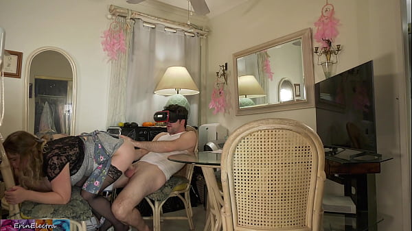 Stepson gets sexwhile watching vr_porn