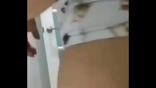Nonton Chica Dancando thumbnail