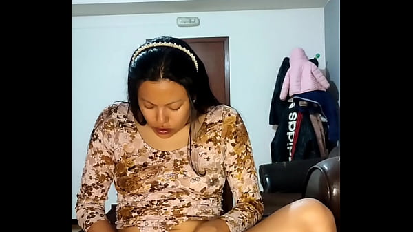 Nonton Colombian Masturbating After A Good Party! thumbnail