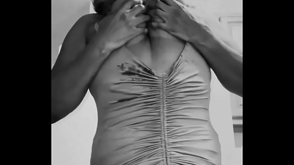 Happy titty tuesday #tittytuesday #teasetuesday #ebonytitties #nobra #bigblacktitties #ebonybbw#transtitties #blacktran 