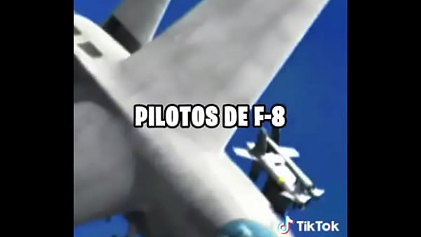 Oque acontece seum piloto de avião se_render de uma batalha noar