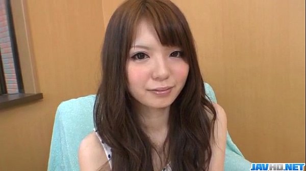 Play MP4 - Aya Eikura plays with her shaved cherry in solo