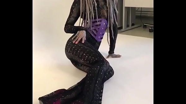 Check out this behind the scenes glimpse of my tattoo photoshoot what do you think let me know in the comments 