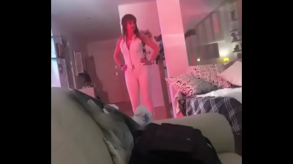 Madura con clase y muy cachonda busca t&iacute_os ca&ntilde_eros