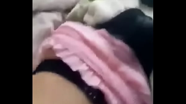 Putita cojiendo 