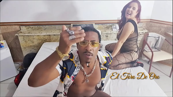 Todas meperguntam se faço sexocom fãNego Catra e a_ruiva Mary Redqueen