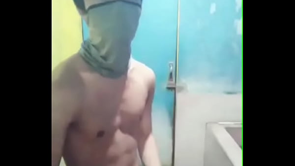 Play MP4 - Sexy boy makes big cumshot in the bathroom