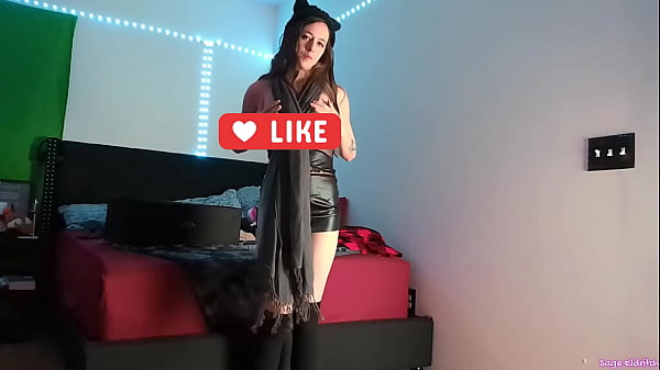 Scarves & hats try on haul with sage eldritch 