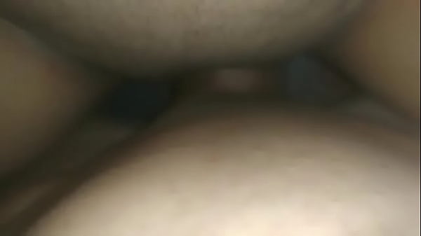 Novinha gamer dando a buceta de madrugada casal akira 