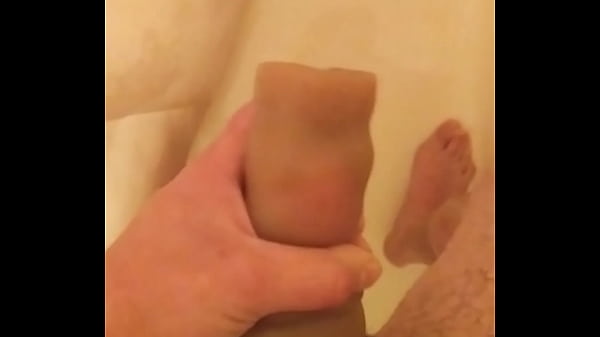 Play MP4 - Quick shower cum