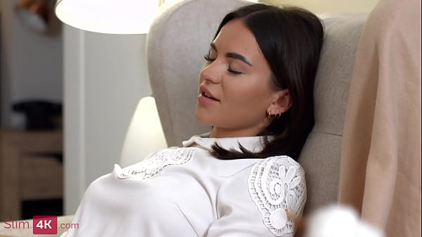 Play MP4 - Maryana Rose - Piercing beauty relaxes and gets cumshot