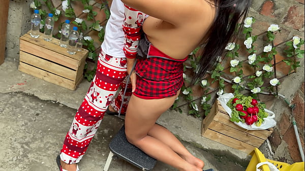 Broke Girl Has No Cash For Vegetables And Pays The Street Vendor With Sex thumbnail