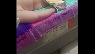 Marido Me Convidou Pra Fazer Uma Deliciosa Massagem Em Sua Esposa... Fui. - Veja Completo No Red thumbnail