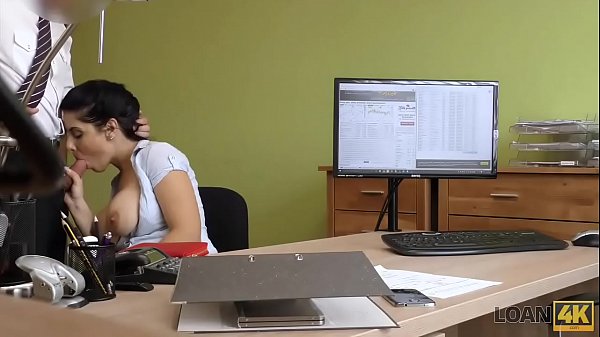 LOAN4K.Hottie esenza soldi quindi perché si toglie i vestiti