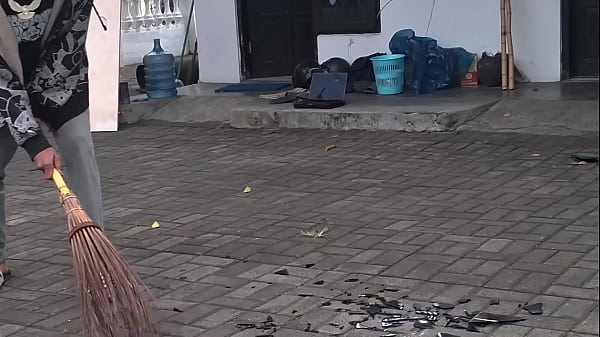 Nonton Riski Inrahim - Speedrun Hamil (mv) Cam Sps Akamsi thumbnail