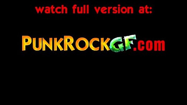 Ghetto slut gets slow boned