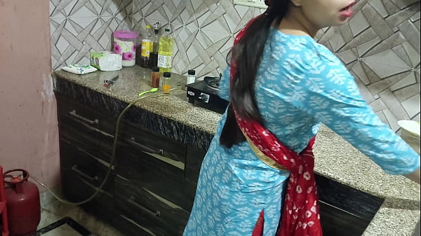 Play MP4 - Hot beautiful Milf bhabhi roleplay sex with innocent devar&excl; Indian xxx