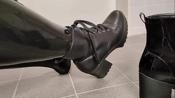 Changing the chunky platform high heel boots while_wearing_shiny latex ASMR