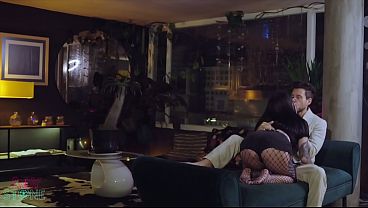 Nonton Hot Latina Tattoo Girl With Vampire Fangs Loses Control thumbnail