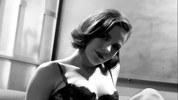 Bobbi S masturbates in_a corset_and stockings