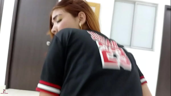 Mi Hijastra Me Deja Follarla Muy Rico Antes De Salir A Su Uni Dad thumbnail