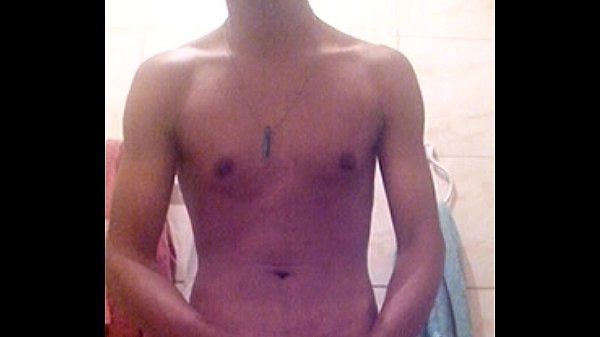 novinho se masturbando