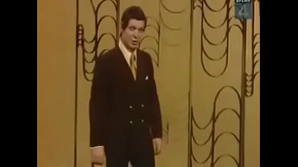 Nina Dulac gozando na siririca