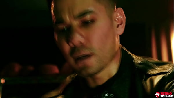 Verbal top Colton instructs Quin to put his tongue to work 