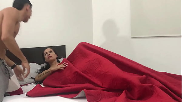 Me Folle A Mi Hermanastra Uerme thumbnail