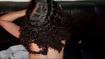Puta de 18yo Morrita de 18 añ_os y su mejor amigo viven un romance prohibido entre la lujuria y la pasió_n desatada en la intimidad de una casa sola. Sus encuentros sudorosos en la habitació_n