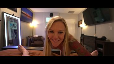 Helping My Step Sister With Her Sex Addiction Deliah Grace thumbnail