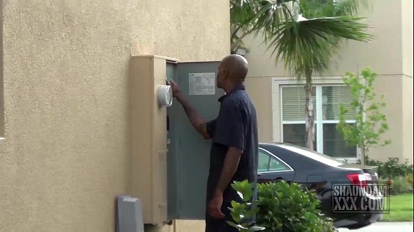 Play MP4 - Pay With Pussy Slut