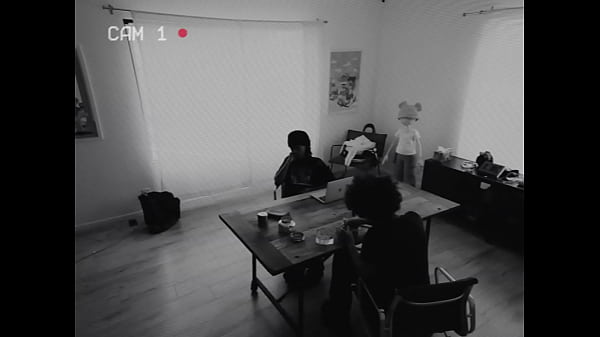 Nonton Fruity Black Artist Sings Top 5 Underground thumbnail