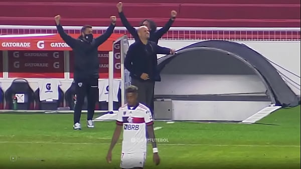 Del Valle fudendo o Flamengo