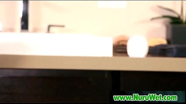 Play MP4 - Japanese Masseuse Gives a Full Service Massage 09