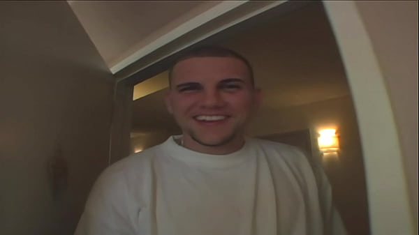 Nonton Kayla Carrera Is A Deviant Dayne thumbnail