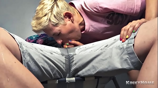 Play MP4 - PISS WET BLOWJOB DRINKING
