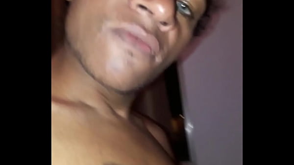 NEG&Atilde;O COMEU O CU DO SEU VIZINHO SEM D&Oacute;, EMPUROU OS 24CM QUE ELE GRITOU. 