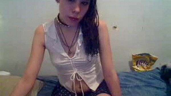 Nonton Naughty Girl thumbnail