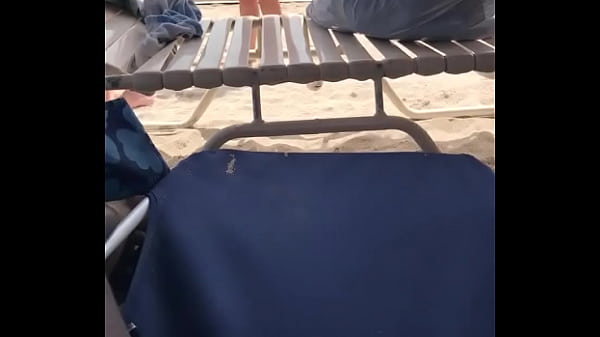 Nonton Looking thumbnail