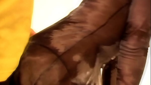 Beauty babe big ass in thong