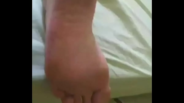 Nonton Big Size Feet Soles thumbnail