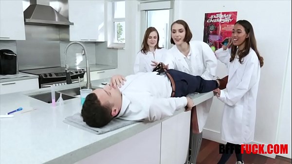 Sexual Chemistry ClassWith Teen BFFS