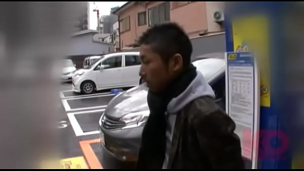 Play MP4 - &lpar;1&sol;3&rpar;Hanging out with  guy in the city&excl; Of course&comma; we also get up close and personal with eroticism&excl;