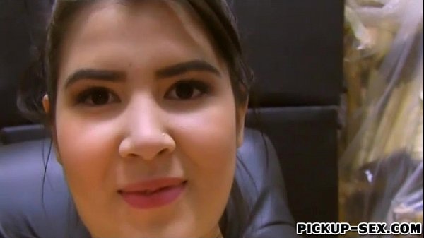 Sexy Czechbabe Lady D fucked for_cash