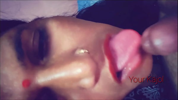 कामुकता से भरी गदराई जवानी वाली हुस्न की मल्लिका काजोल भाभी thumbnail