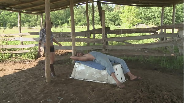 Nonton Bellina Has Her Ass Ravished By A Studs Tongue And Cock thumbnail