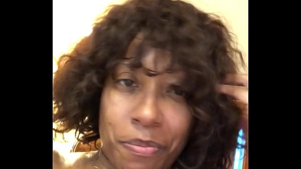 Play MP4 - Huge booty twerking today joi