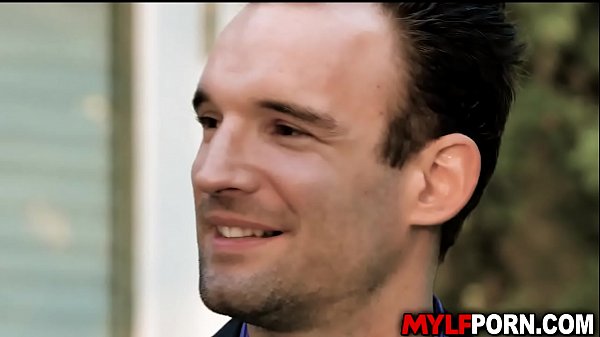 Play MP4 - Beautiful real state agent Natalia Starr seduces her client Alex Legend to close the business deal&period;