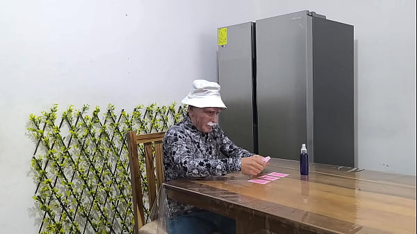 Nonton An Old Card Player Ends Up Fucking A Beautiful Young Latina. She Moans Sensually While Being Penetrated. thumbnail